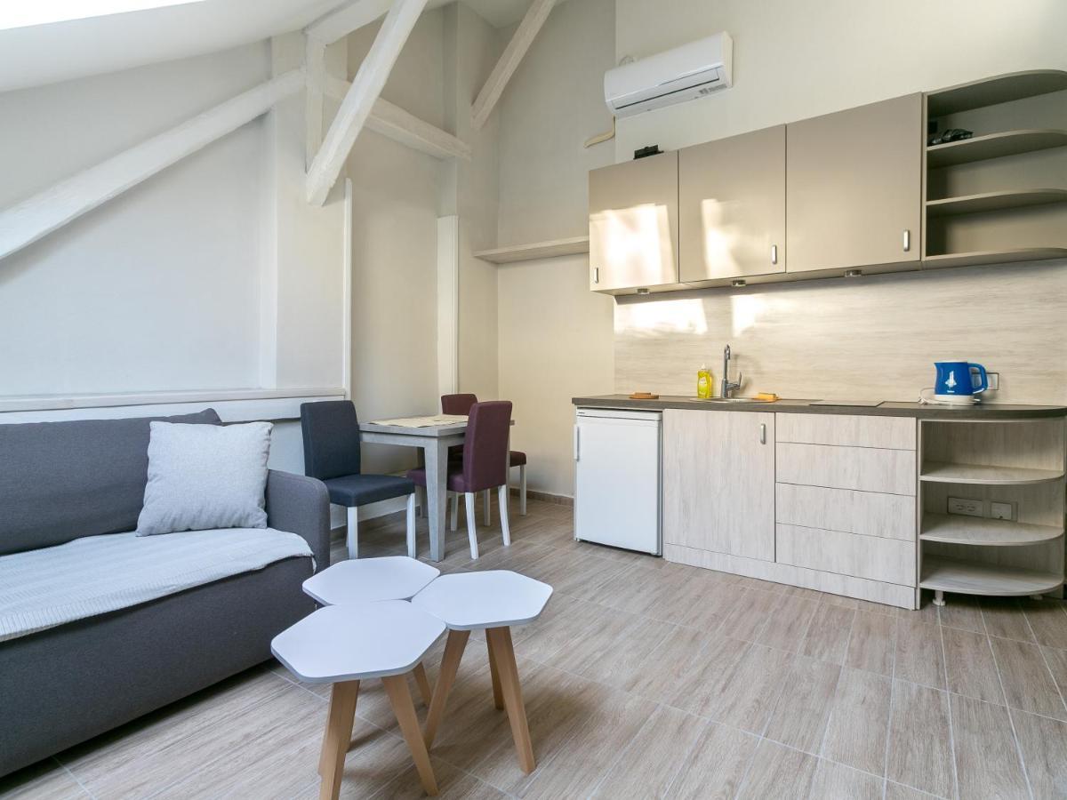 Apartment Center